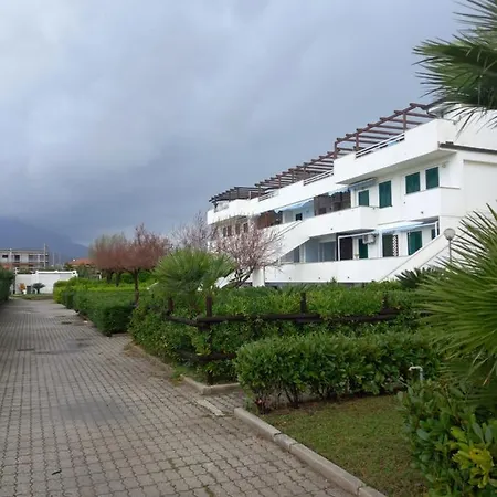 Gardenbeach