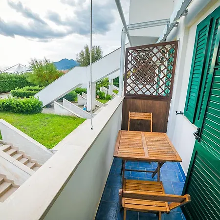 Aparthotel Gardenbeach *