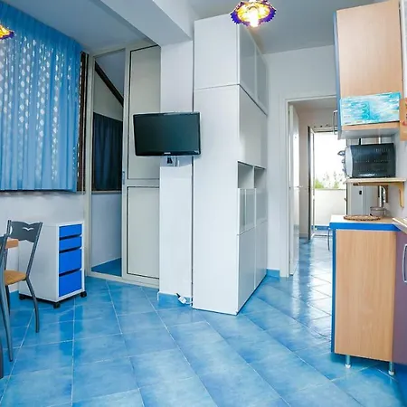 Gardenbeach Aparthotel *
